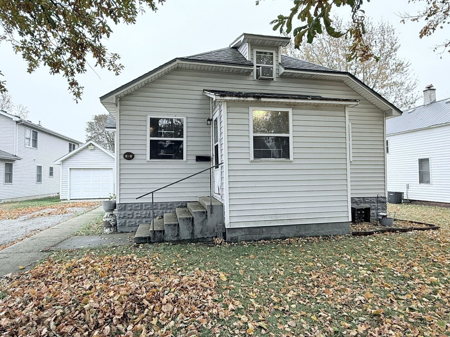 Property Photo:  406 S Church Street  IL 60936 
