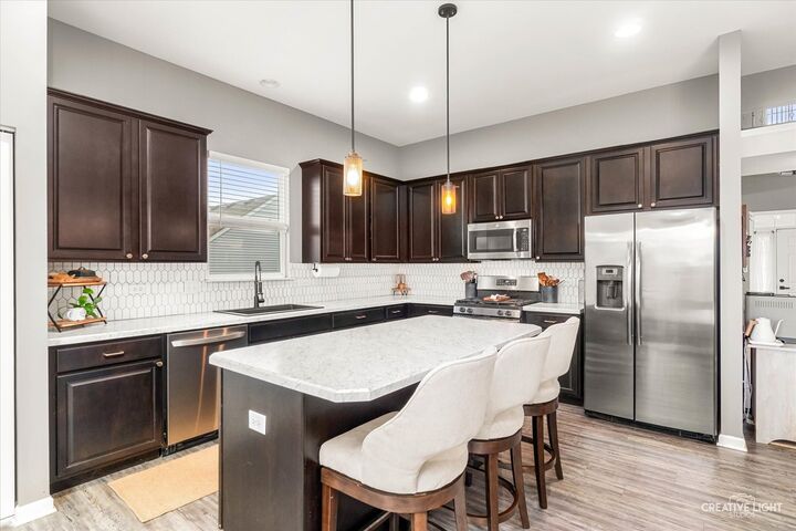 Property Photo:  507 Cahokia Street  IL 60431 