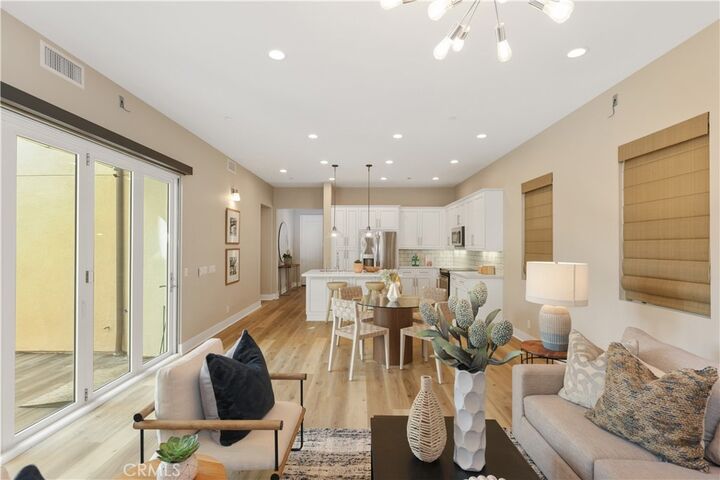 Property Photo:  245 Follyhatch  CA 92618 