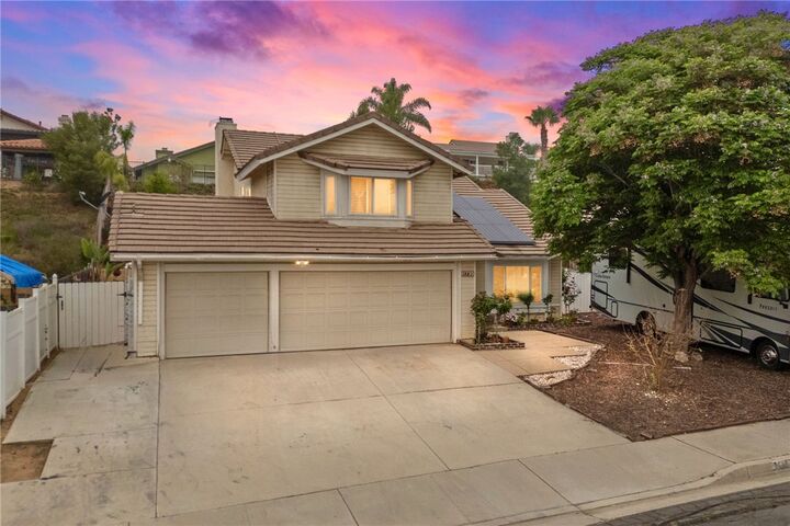 Property Photo: 11735 Country Flower CA 92557