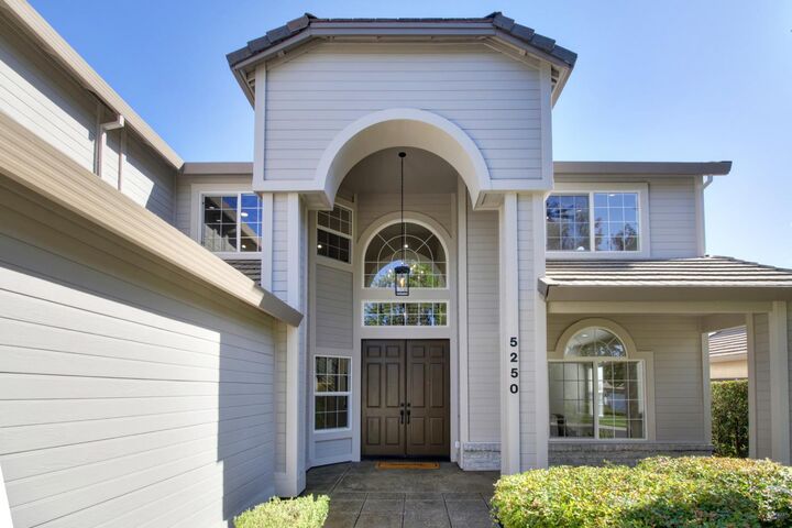 Property Photo:  5250 Fenton Way  CA 95746 