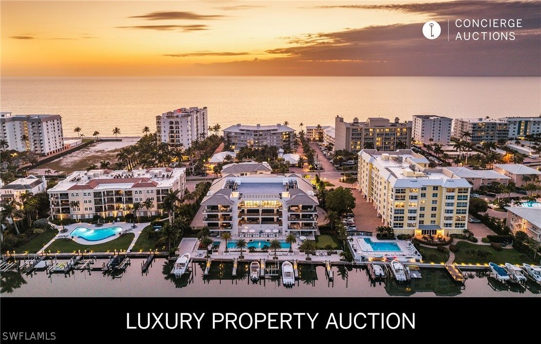 Property Photo: 1820 Gulf Shore Boulevard N 402-403 FL 34102