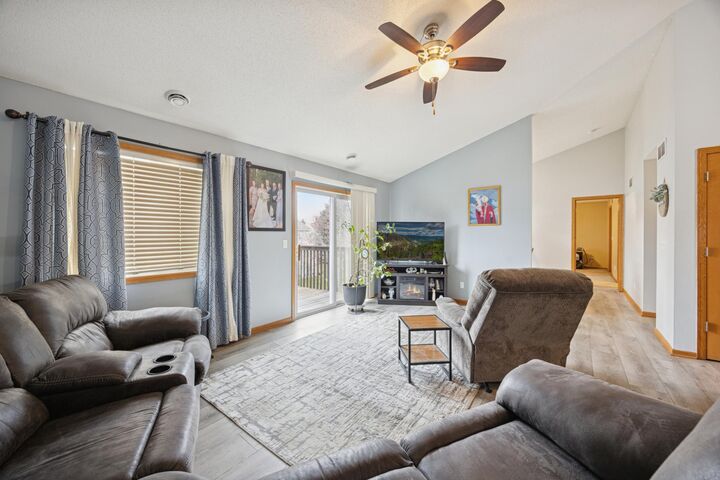 Property Photo:  15356 Floret Way  MN 55124 