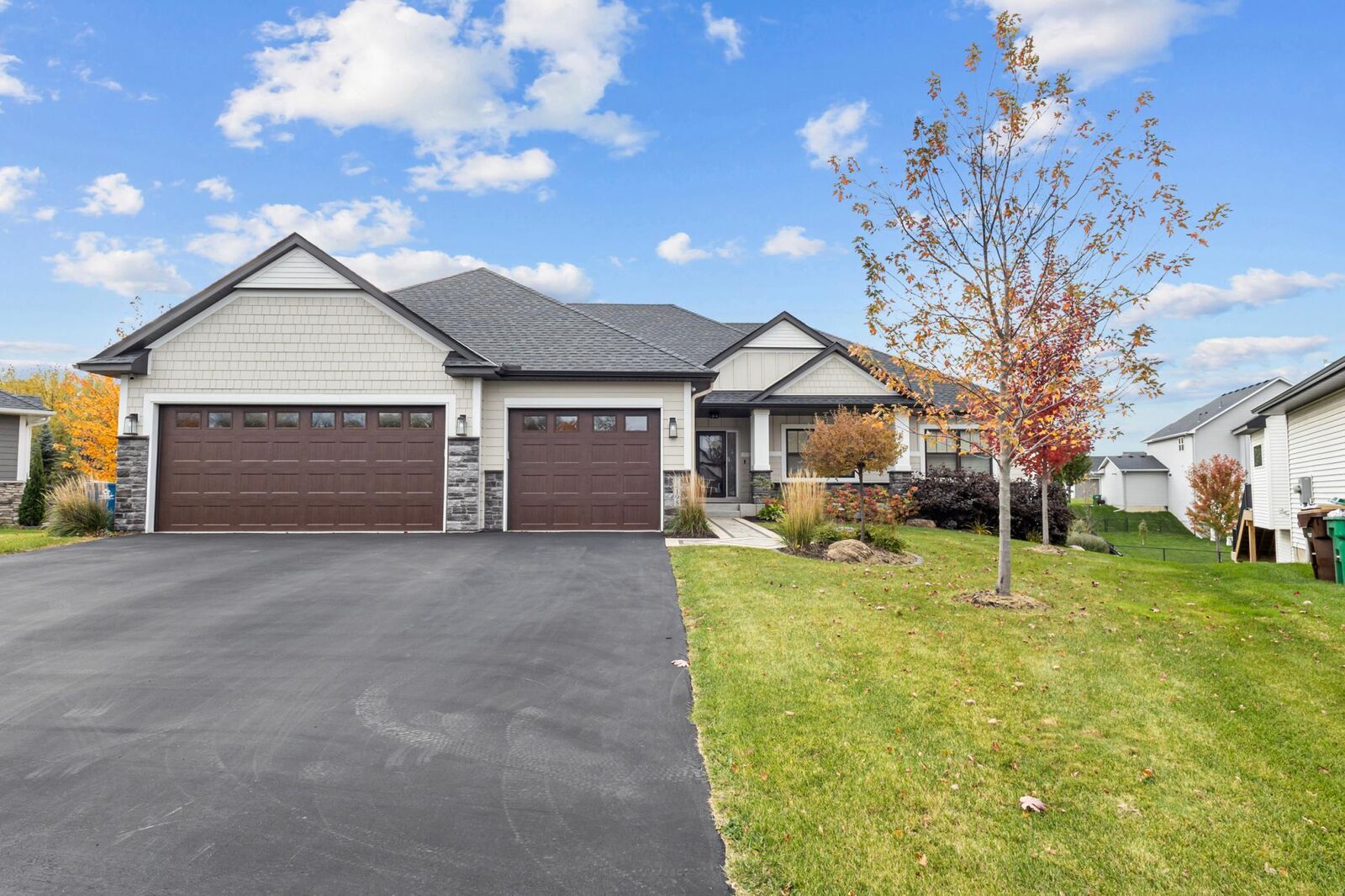Property Photo:  14195 Juneau Lane N  MN 55327 
