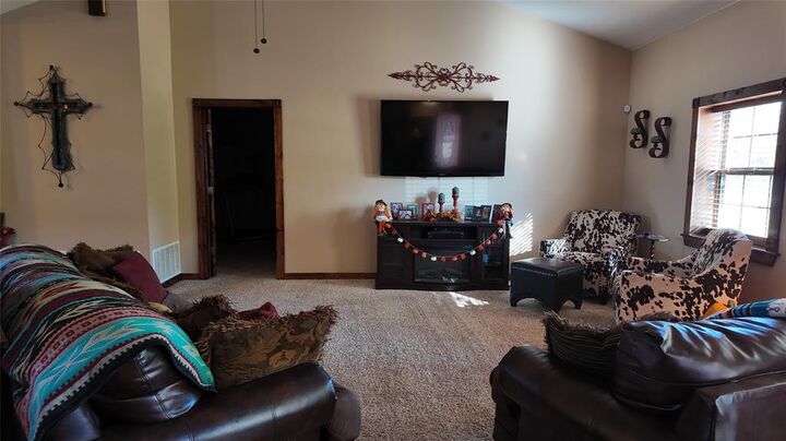 Property Photo:  200 County Road 1260  TX 76234 