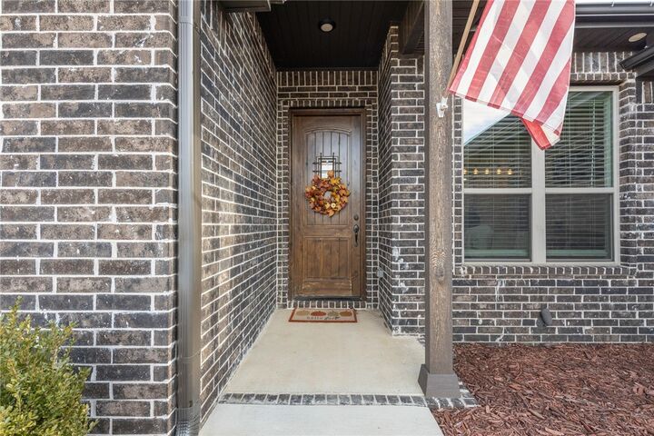 Property Photo: 2108 W Abbott Lane AR 72751