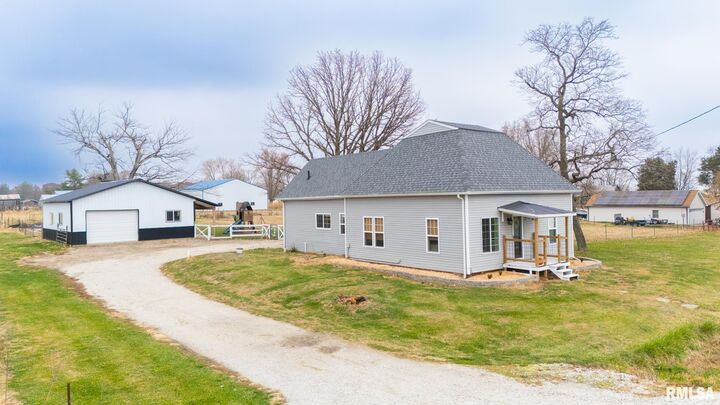 15409 W Glasford-Canton Road  Glasford IL 61533 photo