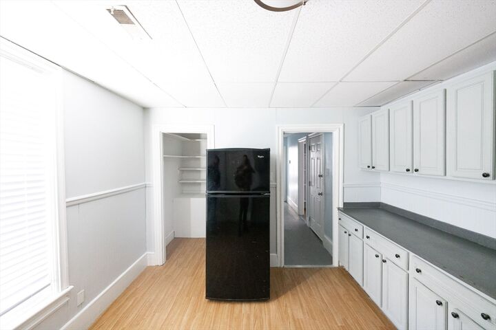 Property Photo:  10 Sycamore 2  MA 01608 