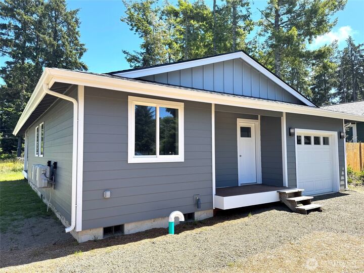 Property Photo: 660 Itswoot Avenue SE WA 98569