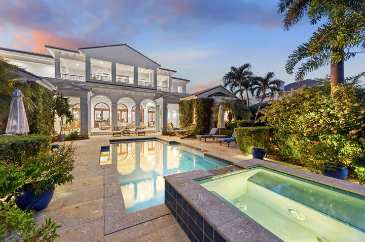 Property Photo:  6968 SE Harbor Circle  FL 34996 