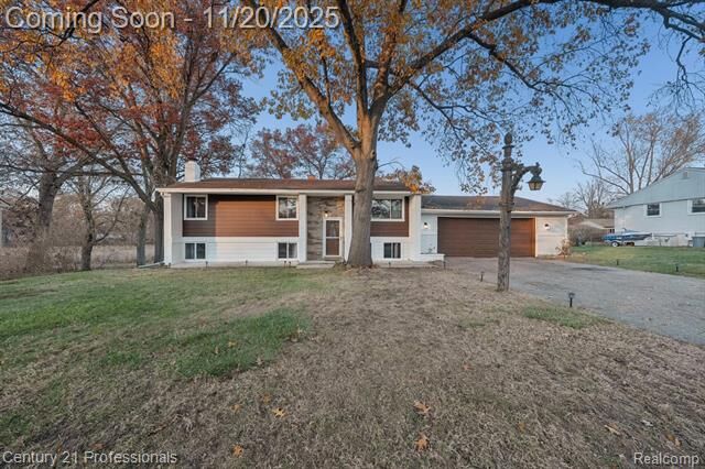 Property Photo: 1268 Amarillo Street MI 48390