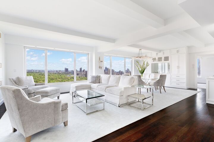 Property Photo: 160 Central Park S 3301 NY 10019