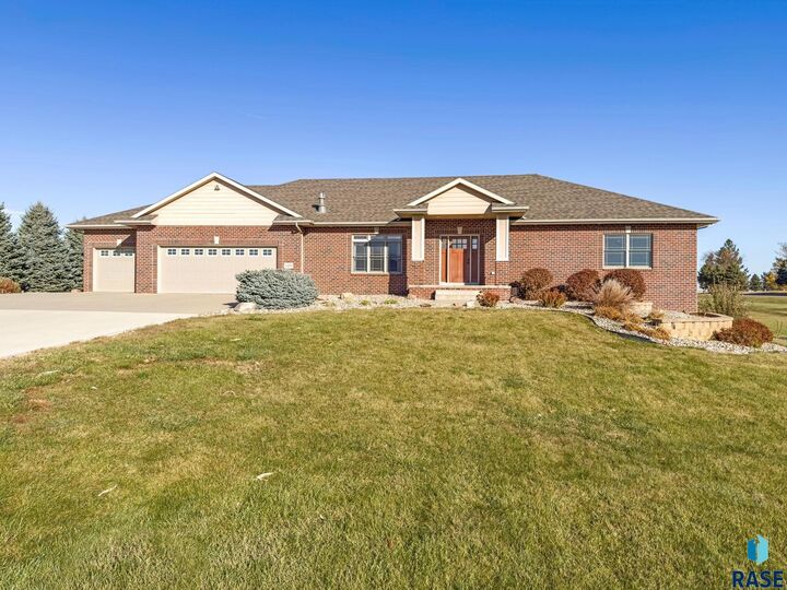 Property Photo:  1698 Mustang Pass  IA 51241 