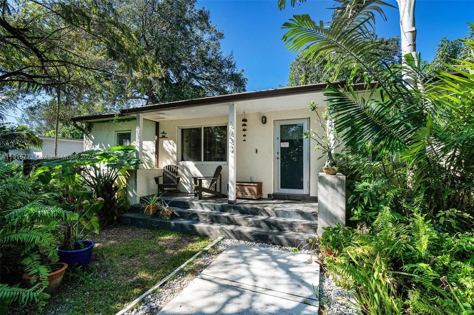 Property Photo:  6632 SW 64th Ave  FL 33143 