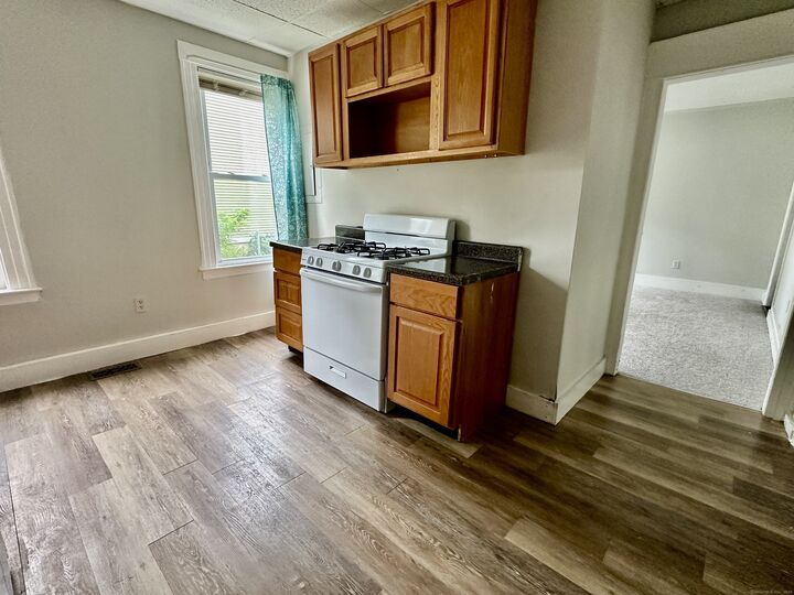 Property Photo:  585 Winchester Avenue #1  CT 06511 