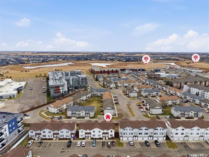 Property Photo:  135 Pawlychenko Lane 68  SK S7V 1J8 