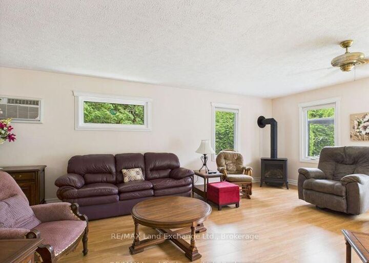 Property Photo:  119 Seneca Street  ON N2Z 2X3 