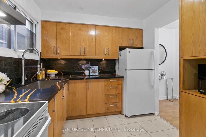 Property Photo: 475 Bramalea Road 124 ON L6T 2X3