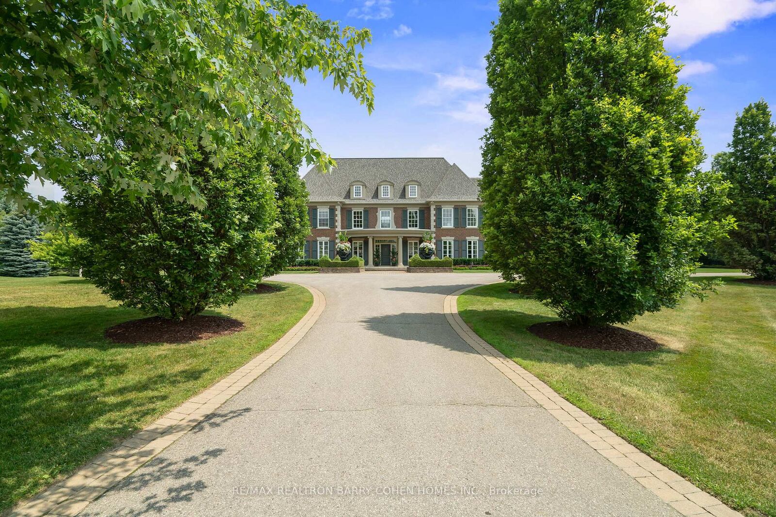 Photo de la propriété:  91 Fairfield Drive  ON L7B 1L9 