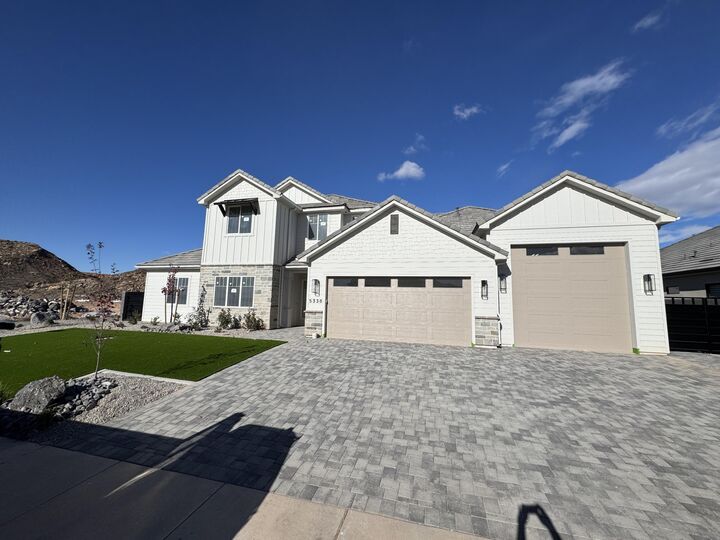 Property Photo: 5338 W 2040 S UT 84737