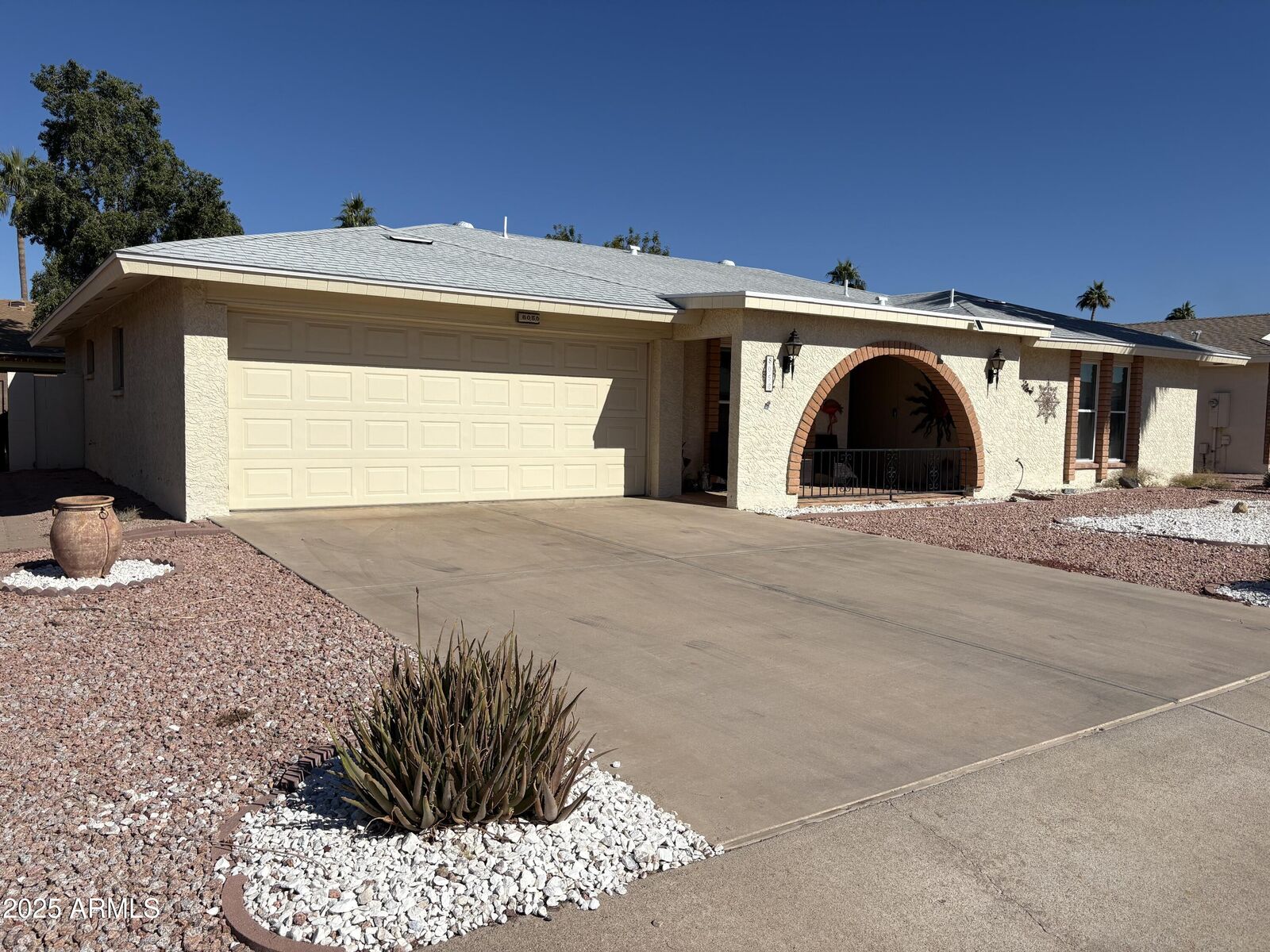 Property Photo: 8056 E Kiva Avenue AZ 85209