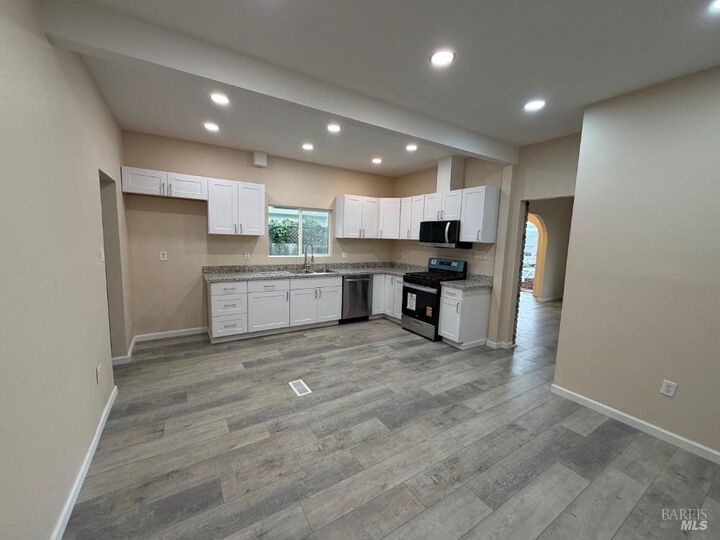 Property Photo: 107 Webster Street CA 94952