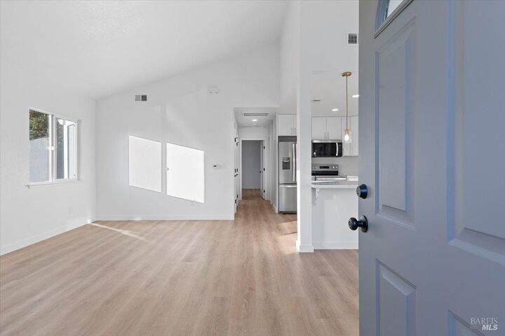 6838 Avenida Cala  Rohnert Park CA 94928 photo