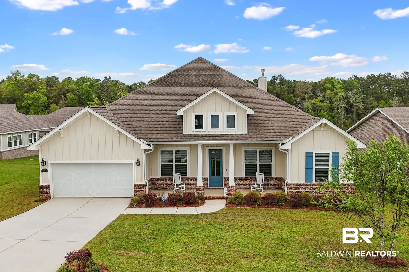 Property Photo: 9377 Diamante Boulevard AL 36526