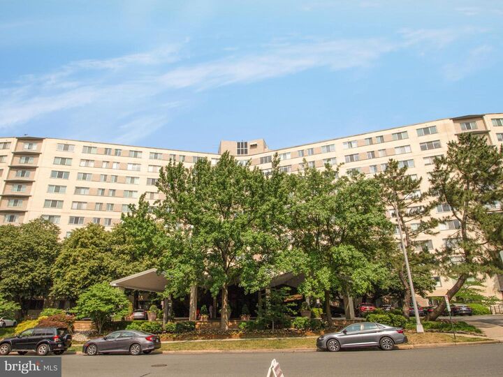 Property Photo:  1200 N Nash Street 263  VA 22209 