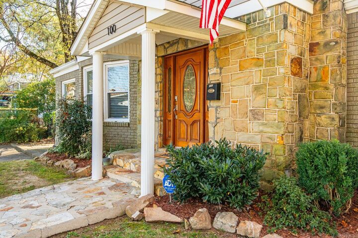 Property Photo:  100 Forest Park Place  AR 71901 