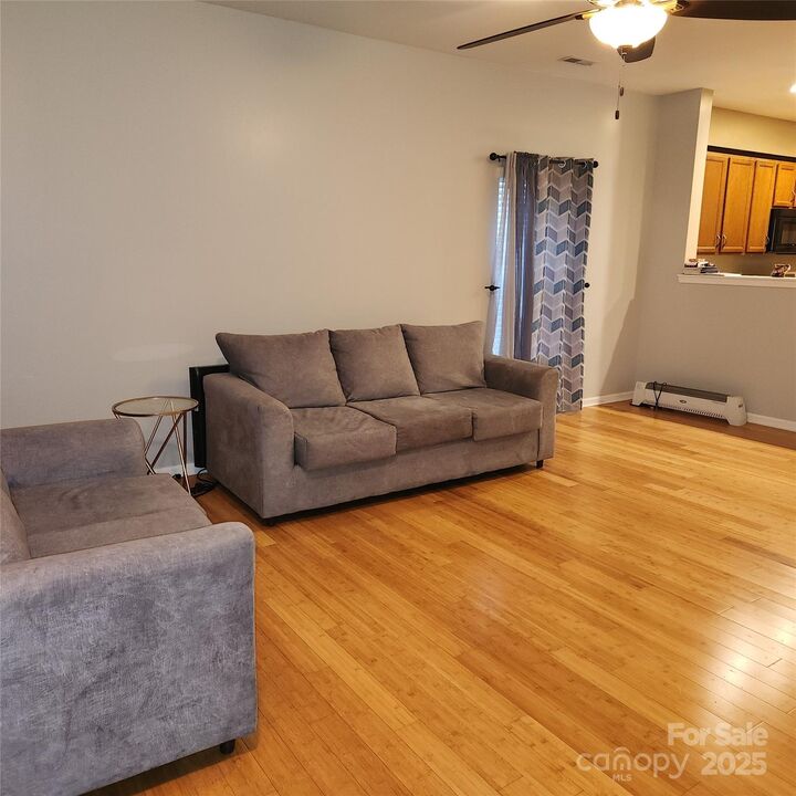 Property Photo:  1045 Willow Wind Drive  NC 28054 