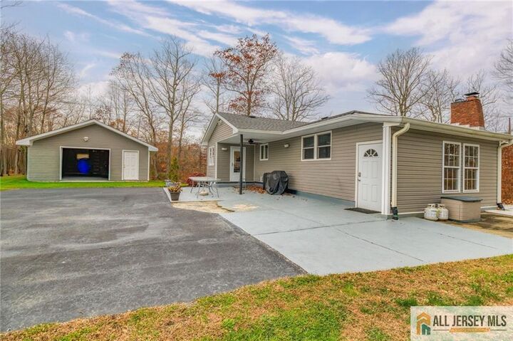 131 Pergola Avenue  Monroe NJ 08831 photo