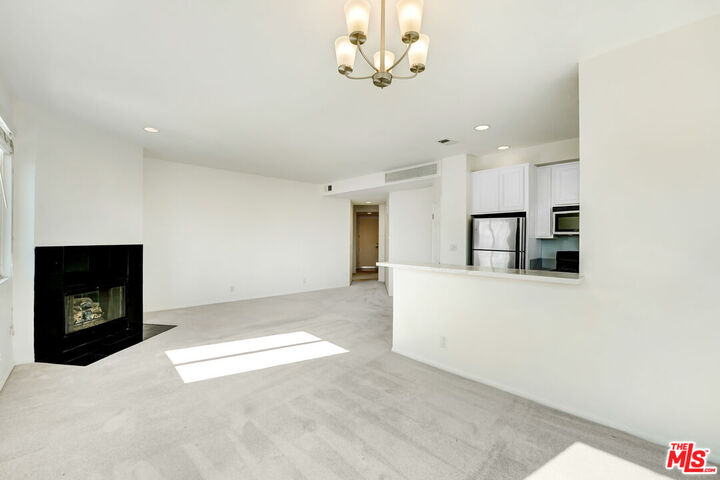 Property Photo:  5430 Bellingham Ave  CA 91607 