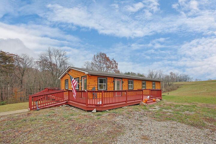 Property Photo: 13370 Ohio 374 OH 43149