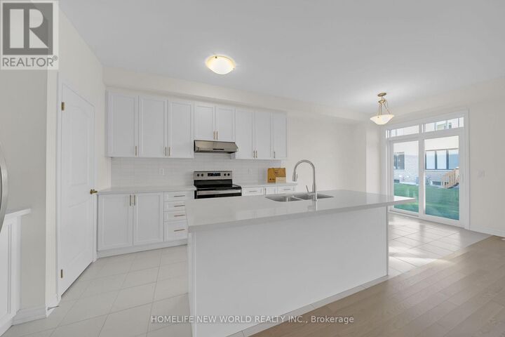 Property Photo:  7 Harvey Bunker Crescent  ON L6C 3M7 