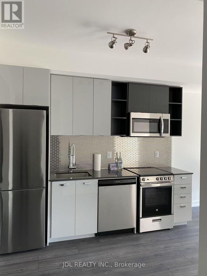 Property Photo:  10 De Boers Drive 508  ON M3J 0L6 