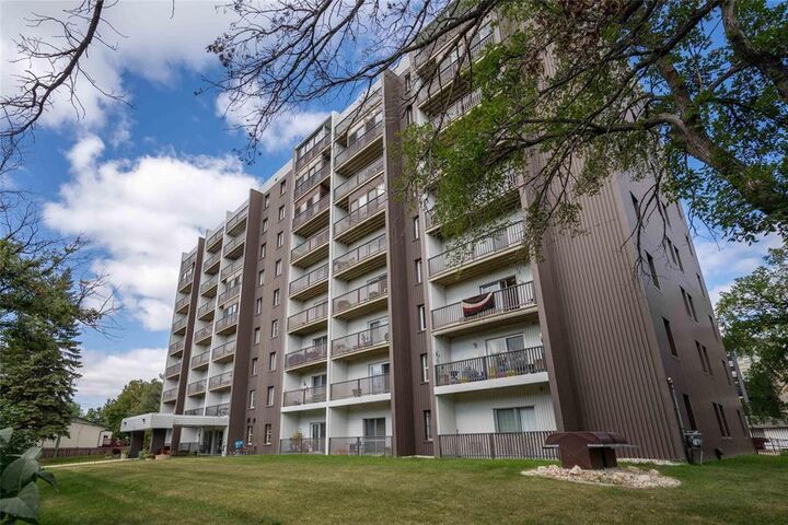 175 Pulberry Street  Winnipeg MB R2M 3X6 photo