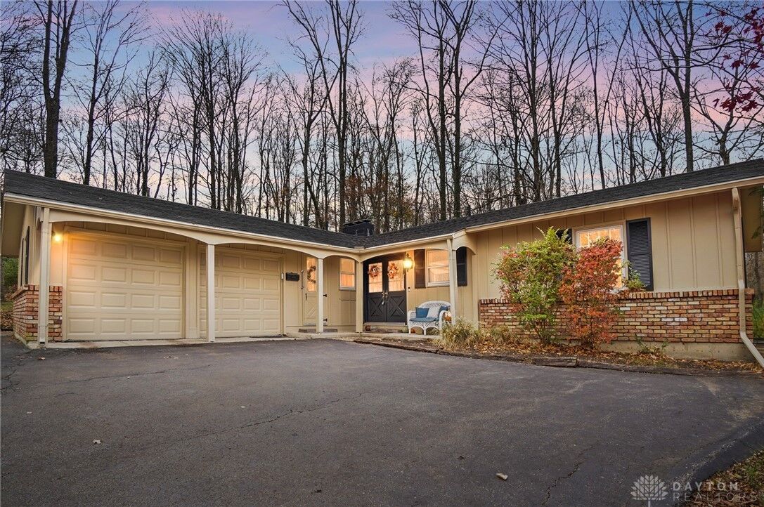 Property Photo:  2919 Locust Drive  OH 45504 