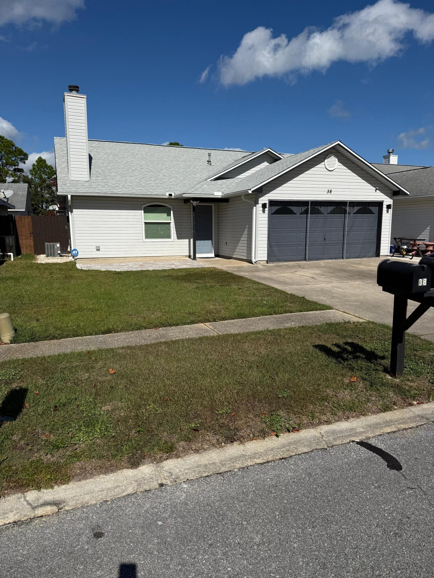 Property Photo:  38 Ruby Circle  FL 32569 