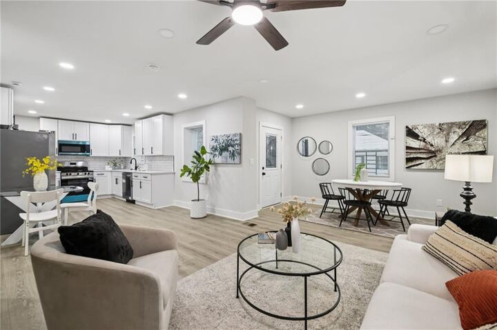 Property Photo:  1539 Venetian Drive SW  GA 30311 