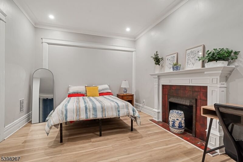 Property Photo:  257 Woodlawn Ave  NJ 07305 