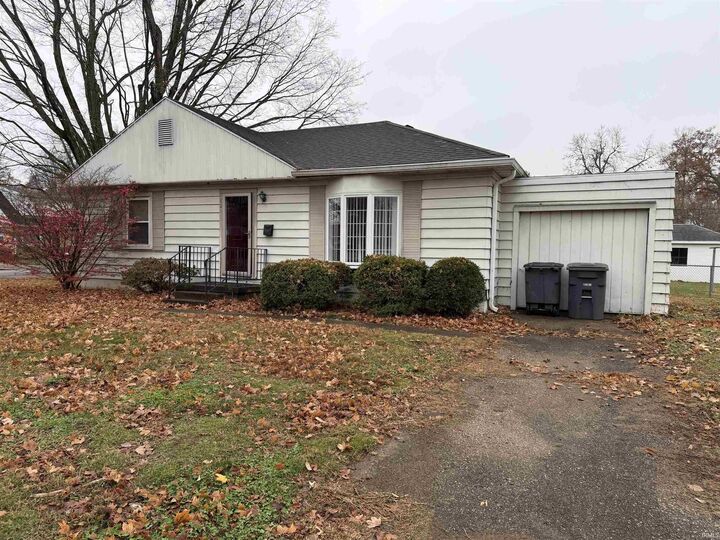 421 S Dexter Avenue  Evansville IN 47714 photo