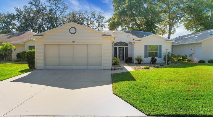 Property Photo: 548 Grand Vista Trail FL 34748