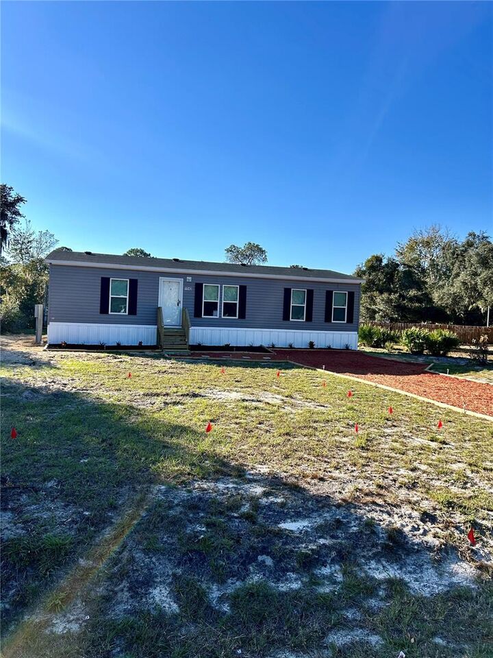 Property Photo:  1540 SE 187th Avenue  FL 34488 
