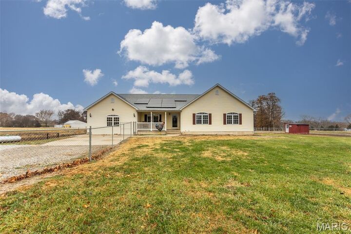 Property Photo: 20700 Croxford Road IL 62037