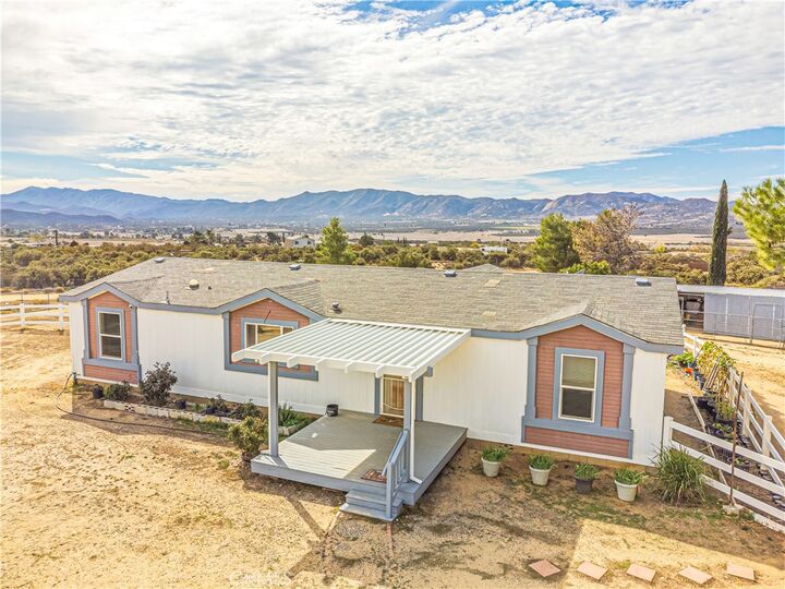 Property Photo:  41685 Gassner Road  CA 92539 