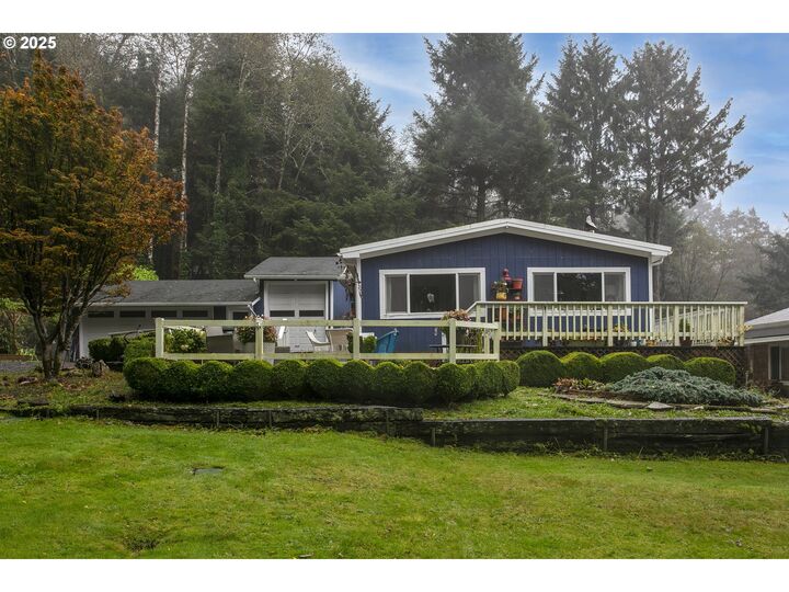 Property Photo:  6185 Columbia St  OR 97102 