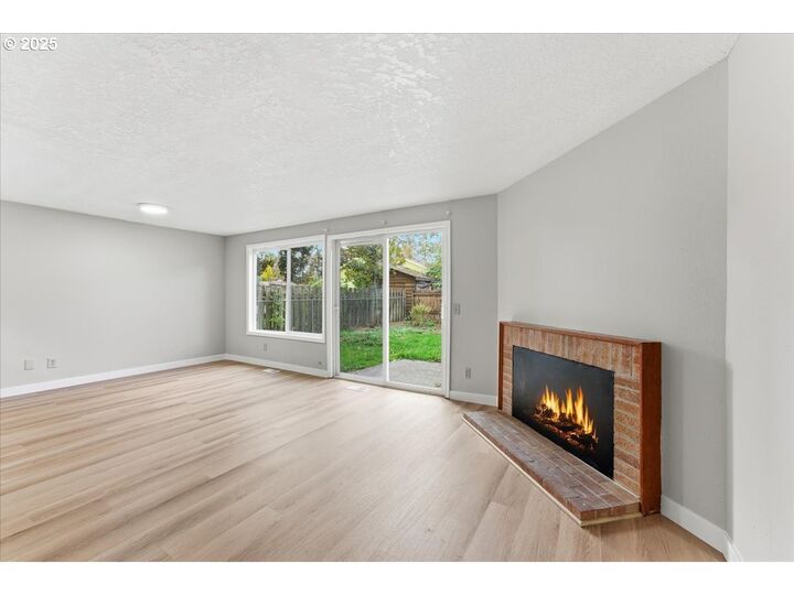 Property Photo:  1297 SW 209th Ave  OR 97003 