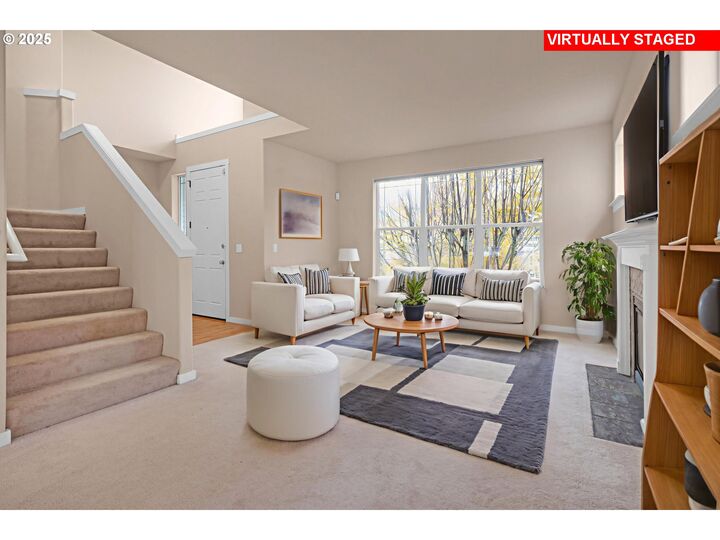 Property Photo: 10797 SW Washington St OR 97225