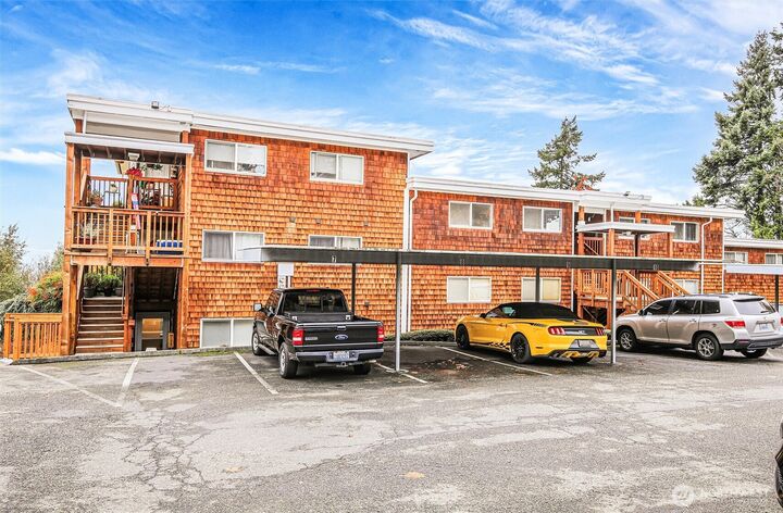 Property Photo:  28418  16th Avenue S 101  WA 98003 